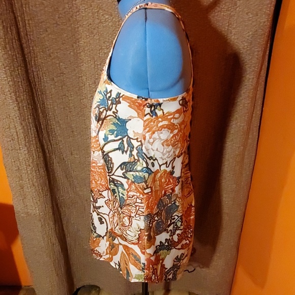 Tank - Picture 3 of 4